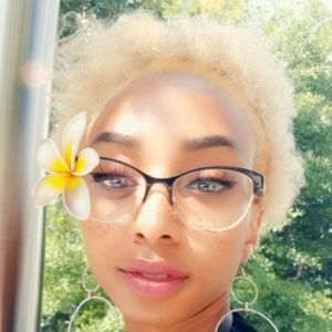 Meet your Posher, Iotadark